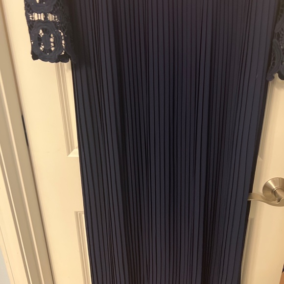 Navy blue lace Eloquii dress - Picture 3 of 3